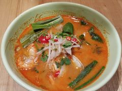 酸辣海鲜汤河粉-米纸越南小馆(金鹰世界店)