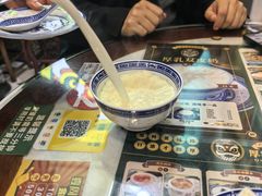 -广信牛奶甜品世家(台东店)