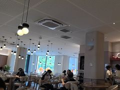 -必胜客(阿罗海店)
