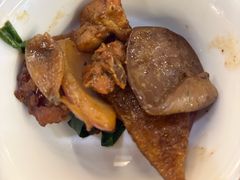 -胡须佬鸡煲四季火锅店(石厦西村直营店)