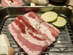 -蚂蚁洞·烤肉大营地(上海静安大悦城店)