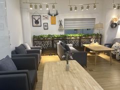 -青岛中升沃茂沃尔沃4S店(市北店)