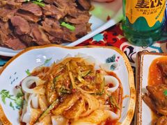 -壹阁胡羊焖饼(特色小吃街店)