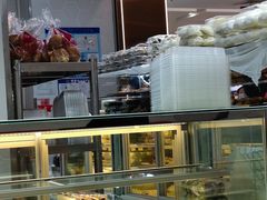 -白玉兰食品甜凤店(合生汇店)