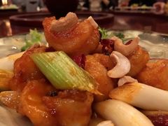 宫爆大虾仁-粤尚腾香居中餐厅(首都机场希尔顿店)