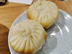 鲜肉生煎包-老苏州大客堂·苏帮菜·松鼠桂鱼·苏州传统小吃(观前街人民商场店)