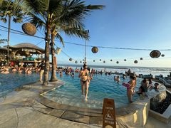 -FINNS Beach Club