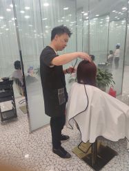 -时尚殿堂hair salon（上地华联店）