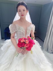 -GRACE KELLY婚纱与礼服(北京店)