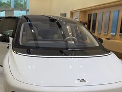 -理想汽车(世纪汇店)