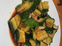 素拍黄瓜-关东小磨东北菜(上海长风大悦城店)
