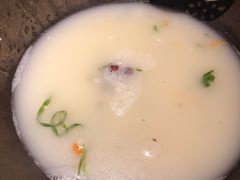 -咕嘟草帽鱼·牛奶一样的鲜鱼汤(包河万达广场创始店)