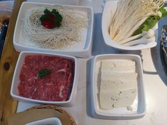 -潮汕酱记鲜牛肉火锅(欧尚店)