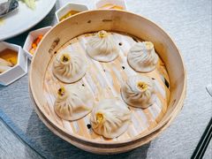 蟹粉小笼包-绿波廊(豫园店)