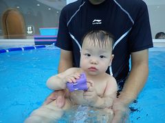 -龙格亲子游泳·水育早教运动中心(龙湾天街店)
