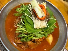 喇喇排骨火锅-喇喇排骨火锅·传统韩式脊骨汤(望京西园总店)