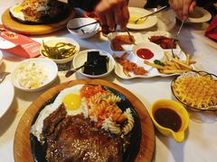 -豪客来牛排(中央花苑店)