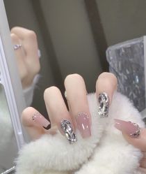 -星辰·新中式美甲美睫工作室