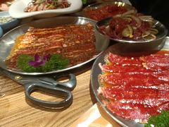 -明洞阿姨·韩式酱蟹烤肉·创意料理(三元桥店)