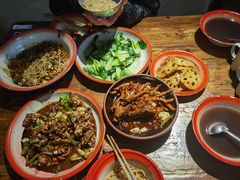 -老三样·美食研究中心(世贸路店)