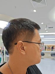 -苏豪路易士·嘉玛发廊