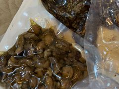 -鑫记婆婆兔·成都特产·兔头手撕兔(太古里店)