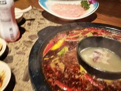 -舒家大院重庆老火锅(纪念塔店)