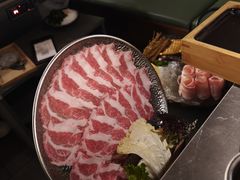 -湊湊火锅·茶憩(杭州湖滨银泰in77店)