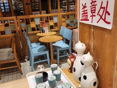 -猫的天空之城概念书店(丽江古城饮玉巷店)