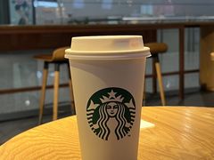 -星巴克(上海虹桥站2A检票口)