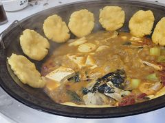 -鲁员外地锅鸡地锅鱼(古墩路店)