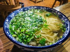 -陇上全荟兰州传统牛肉面(延吉路店)