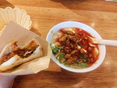 -豆相识•九九豆腐脑(牛咡桥店)