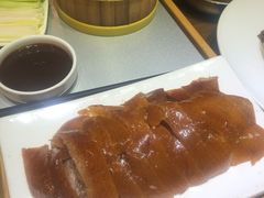 果木烤鸭-凤栖酒店