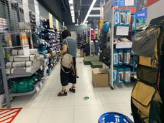 -迪卡侬(高新万达店)