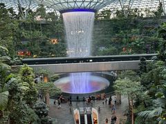 -樟宜机场购物中心