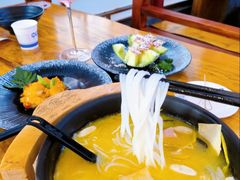 -桥香园过桥米线(国贸店)