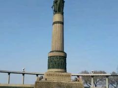 -人民防洪胜利纪念塔