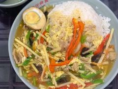 木须肉盖饭-华中科技大学东三学生食堂