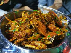 -凤凰路何眼镜香辣蟹(花果园店)