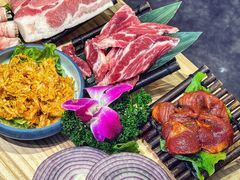 -明洞阿姨·韩式酱蟹烤肉·创意料理(三元桥店)