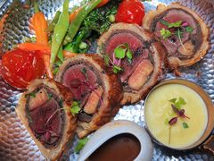 -普朗姆生蚝牛排馆 The Plump Oyster(成都摩方购物中心店)