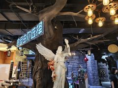 -暴风岛沉浸式体验馆(百联世纪店)