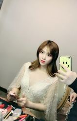 -艾米丽婚纱礼服