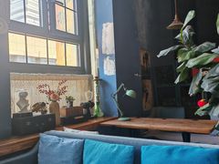 -84那年咖啡馆(李沧万达店)