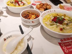 -渝是乎酸菜鱼(龙旗购物中心店)