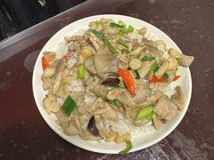 -巍山𤆵肉饵丝