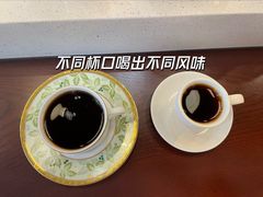 -Café Monson