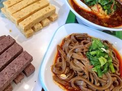 -令氏家外家周秦食府(高新店)