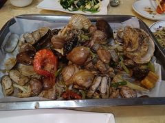 -鑫渔港海鲜本地菜·山海关浑锅(东戴河店)